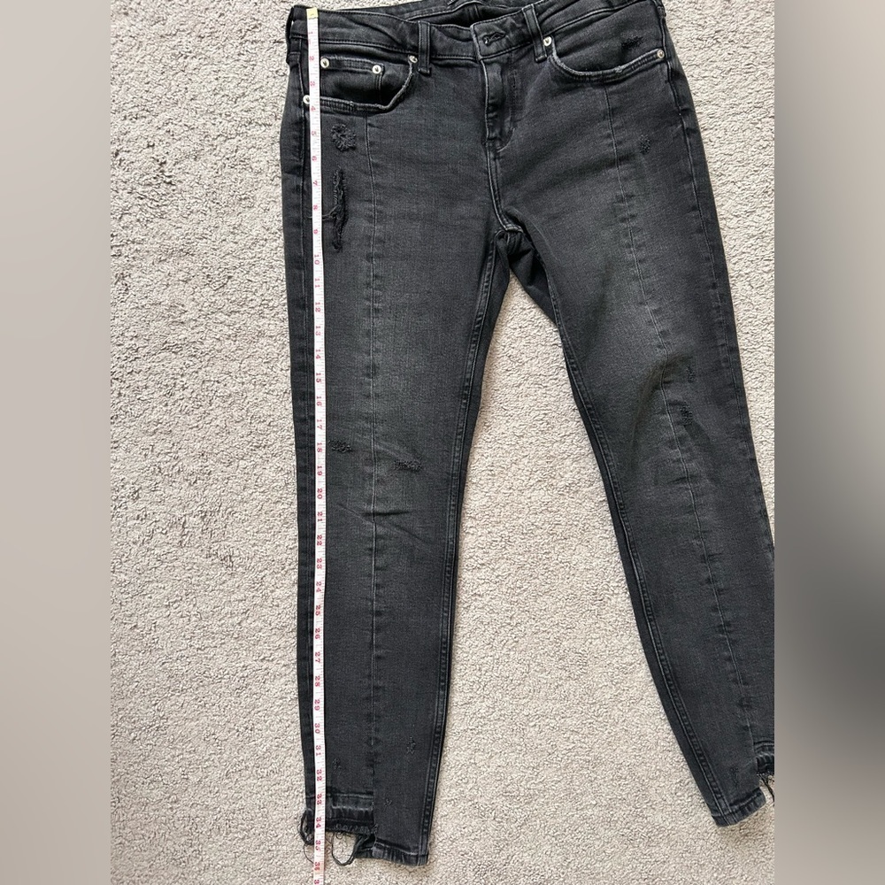 Zara Ripped Jeans - Picture 5 of 6